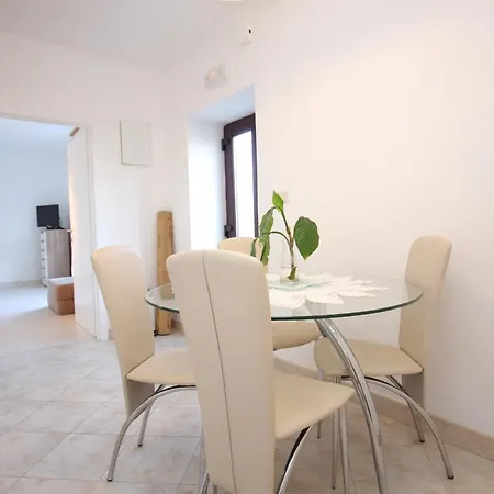 By The Sea Kolocep, Elafiti - 2182 アパート